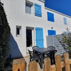 Maisonnette conviviale proche plage pour 4 pers. - FR-1-476-174