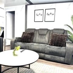 Overlooking a Park - A sunny escape