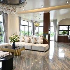 BB House - The beginning of peace!