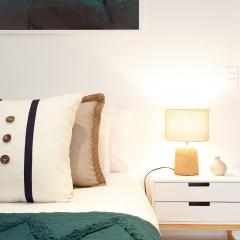 Stylish Studio with Balcony near Darling Square