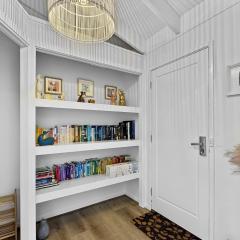 Pet-friendly Private Retreat with Large Backyard