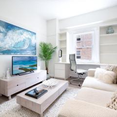 Snug 1-Bed Unit Across from Bondi Beach