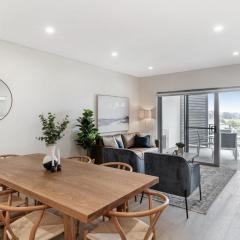 3-Bed Apartment in Beautiful Kiama with Study Nook