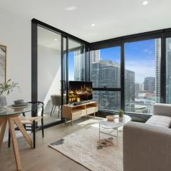 Impeccably Modern 1-Bed with Incredible City Views