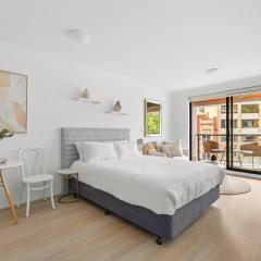 Ideal Studio Inner-City Pad with Private Balcony