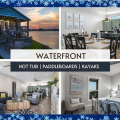 Hot Tub Waterfront Kayaks Amazing Views for Family