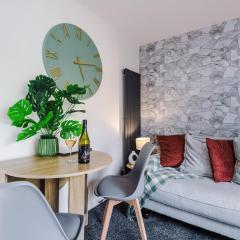 Long Term Stay 3 Bed 1 Bath & Parking Shropshire