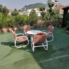 Fahad Guest House Islamabad Mountain & Nature View Stay in Bani Gala