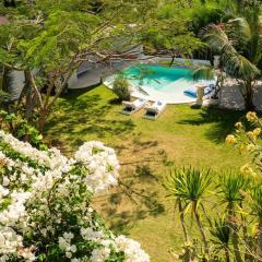 4BR Villa for Families - 5 Min to Thomas Beach