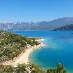 AUBERGE de SAINTE CROIX