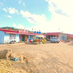 Pari's Homestay and Food Centre