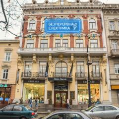 Opera Passage Hotel & Apartments