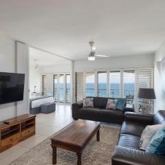 802 The Bermudas - by Stay in Umhlanga