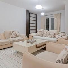 Bright & Cozy Getaway