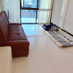 Charming Guest Room in Sanambin, Bangkok - Close to Night Market Airport