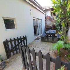 Guest house on Gillian UNIT 2