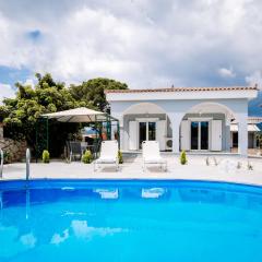 Rahes Villa with private swimming pool