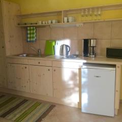 Ferienwohnung für vier Personen mit Terrasse im Erdgeschoss