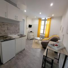 Studio A CÔTE DU MUSEE TAURIN ET A 2 MN DE LA CATHEDRALE