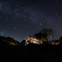 Cottage with Jacuzzi & Waterfall, Vale do Elefante