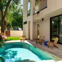 Eastside Family Luxury Retreat with Pool near Downtown