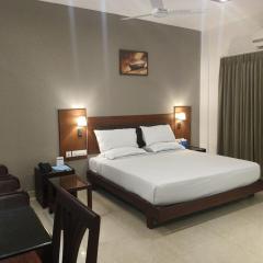 Hotel O Vyttila Bus Station Formerly Astro Tower