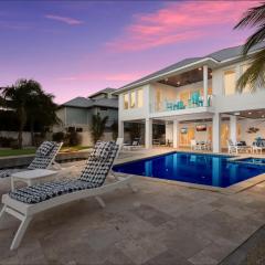 Canal Front, Yacht Sea by SeaBreeze Vacation