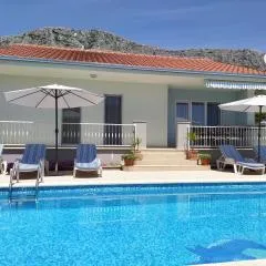 Ferienhaus In Kastel Sucurac Mit Parkplatz