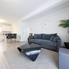 Apartment Carmen In Vir Mit Garten Und Terrasse