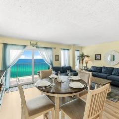 The Summit 1502 - Family Getaway & Beach Chairs