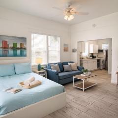 Urban Nest with private Patio in Golden Hill - walk everywhere!