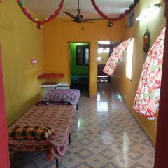 Temple View Non AC and No Car Parking Guest House Near Kamatchi Amman Temple Guest Check in Time 9PM and Check out 9AM ONLY 12 HOURS