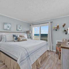 Direct Beach Access. Pets welcome. Oceanfront Condo with Pool - Stunning Views