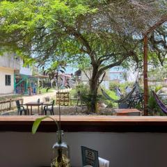 El Turista - MOON ST