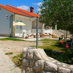 Appartement In Kampor