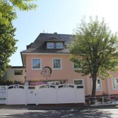 Modernes Ferienhaus In Daun