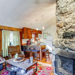 4 Mi to Stratton Mountain Resort! Cabin with Hot Tub