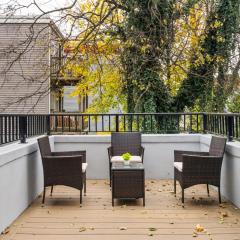 2br Modern Urban Escape Balcony Sleeps 6