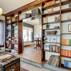 Historic Home Overlooking Central Riverside Park!