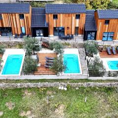 Stunning Home In Tugare With Private Swimming Pool, Can Be Inside Or Outside