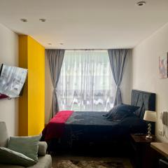 Apto central, tranquilo con guardado de maletas