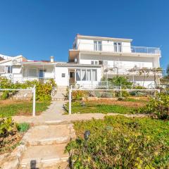 Apartments and Room Milka-Jere