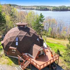 Lakefront Geodesic Dome 45 min to Acadia NP