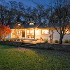 Ravenwood Wine County Retreat with Pool & Hot Tub