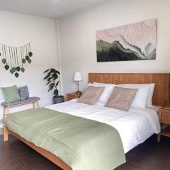 Central Nakhon Pathom 2BR Townhouse with AC & Kitchen