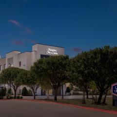 Hampton Inn and Suites Waxahachie