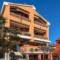 Awesome Apartment In Opric With House Sea View