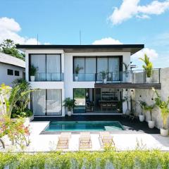 Villa Vega 3BR Sea View Near Beach