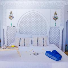 Villa Andaloussya, Majorel Host