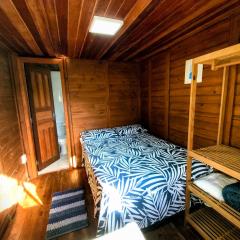 Oka do Mar Hospedaria - Suíte com varanda na Ilha do Mel - Nova Brasília